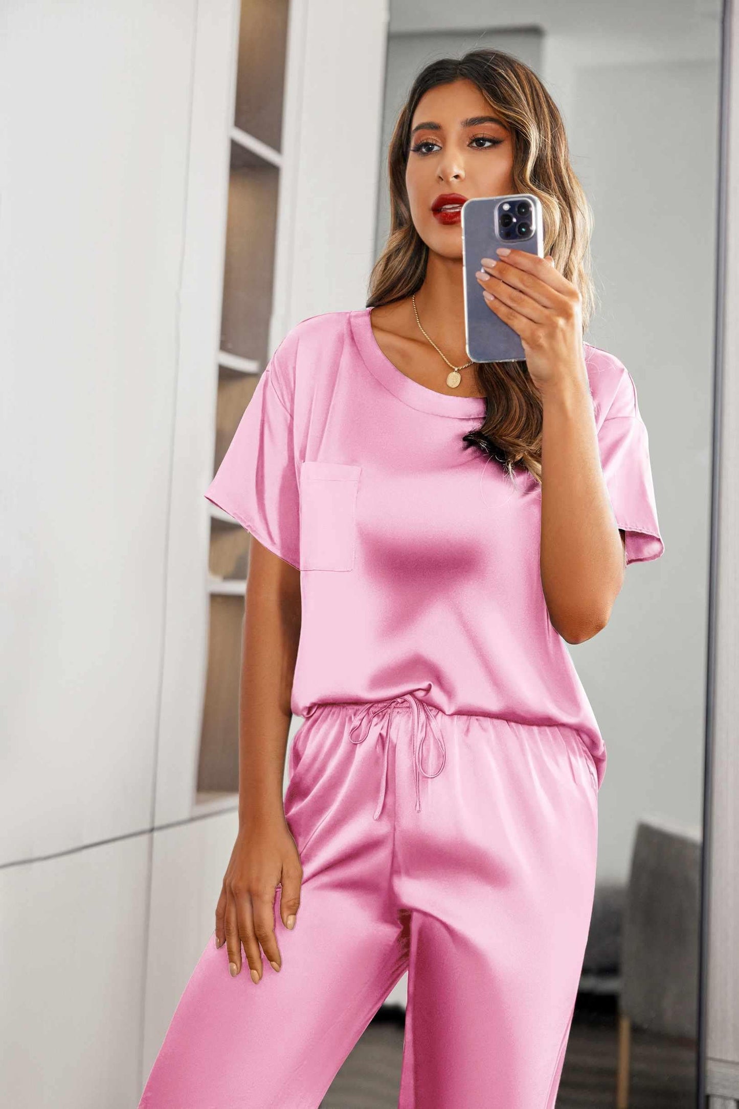 Ensemble de pyjama en satin soyeux pour femmes Ekouaer, chemise à manches courtes avec pantalon de pyjama long, vêtements de détente doux