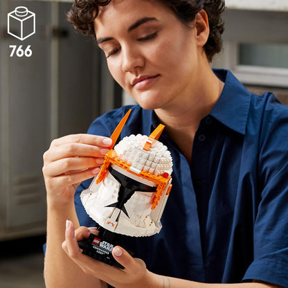 Ensemble de construction à collectionner LEGO Star Wars Clone Commander Cody Helmet 75350 - Avec des détails authentiques, modèle d'affichage de décoration de bureau pour adultes, souvenirs de la collection The Clone Wars et idée cadeau 