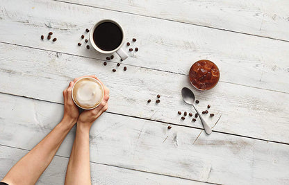 Mélange pour boisson au chocolat chaud à la canne à sucre de Tim Hortons, offre à durée limitée, canette de 450 g 